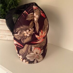 Billabong SnapBack Trucker Hat Mesh Unisex Adjustable Black Pink Tropical Floral